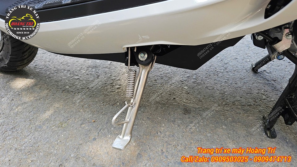 Chân chống inox cho xe Scoopy