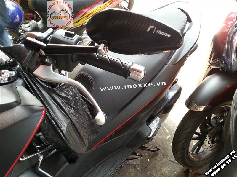 Đồ chơi xe PCX 2014 - Kính Rizoma