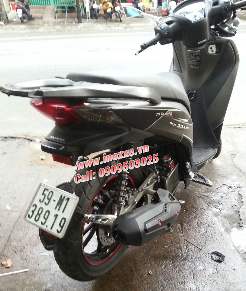 Chế chắn bùn sau cho SH VN