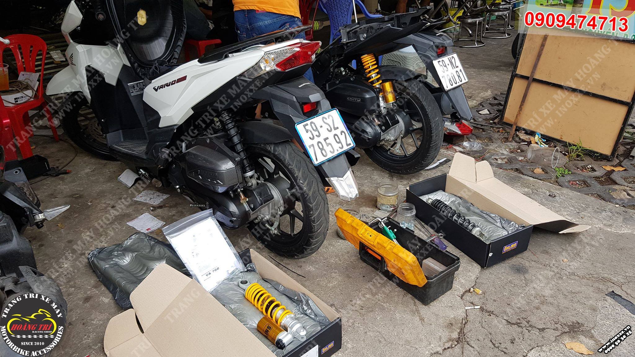 Hai chiếc Vario 2015 lắp phuộc Ohlins chính hãng