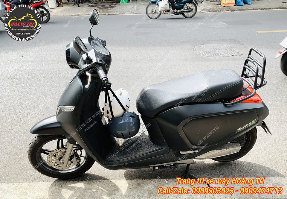 Baga sau lắp chuẩn cho xe máy điện Klara S kiểu Vespa