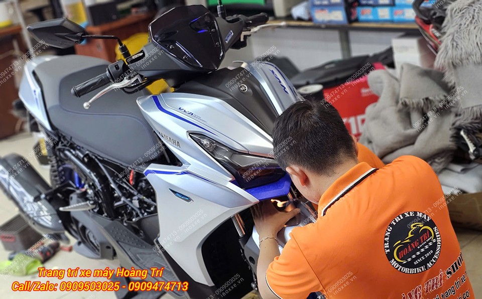 Dán keo xe NVX V3