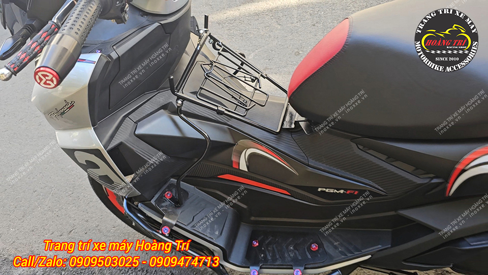 Baga giữa Aprilia SR GT 200