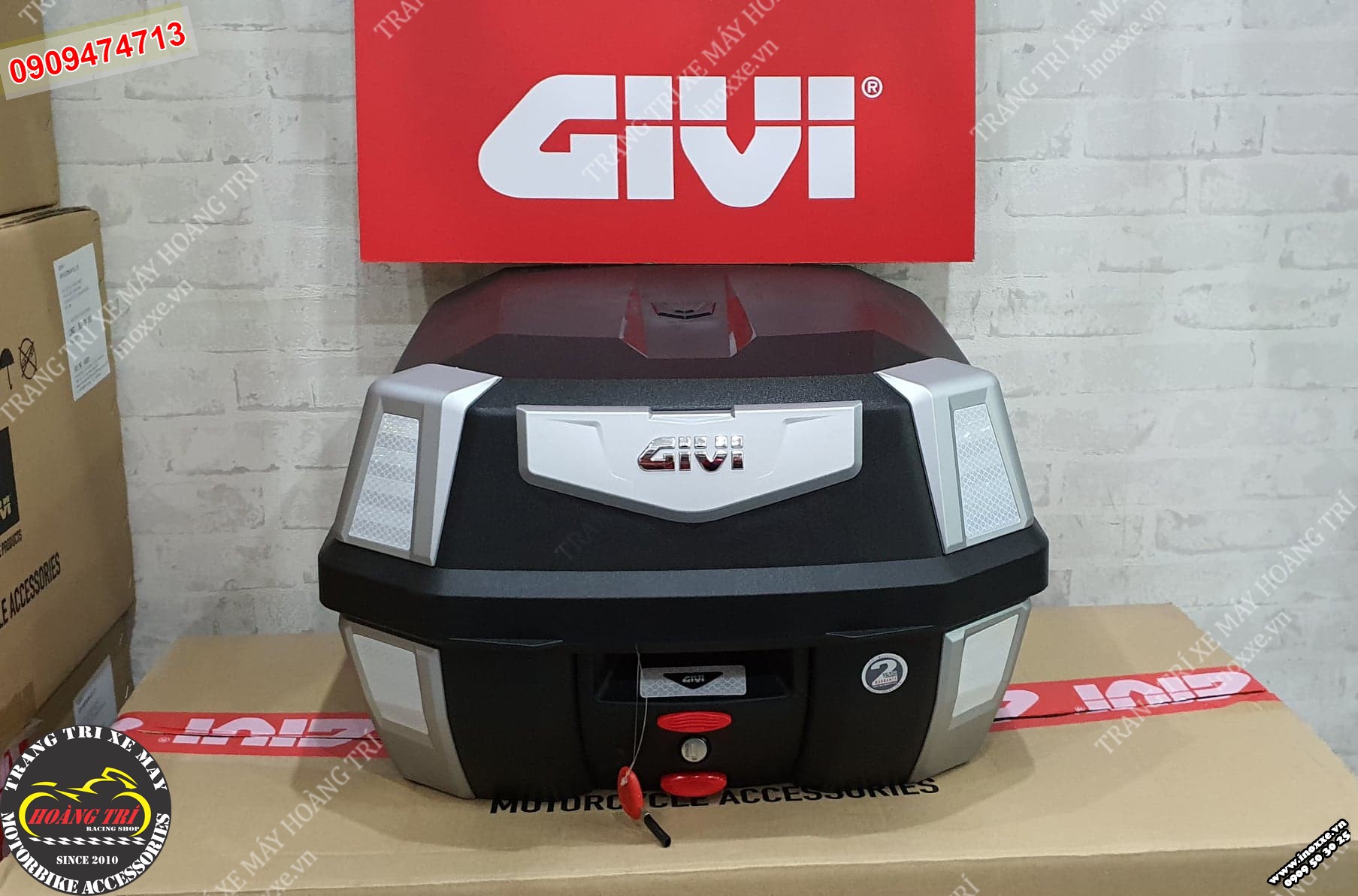 Thùng sau Givi chính hãng B42N - mẫu mới 2020