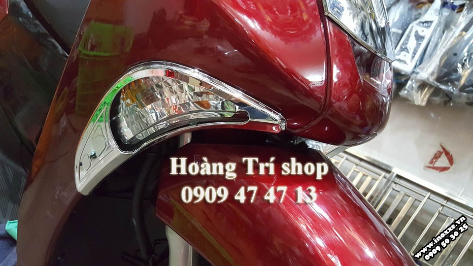 Ốp xi nhan trước xe Janus