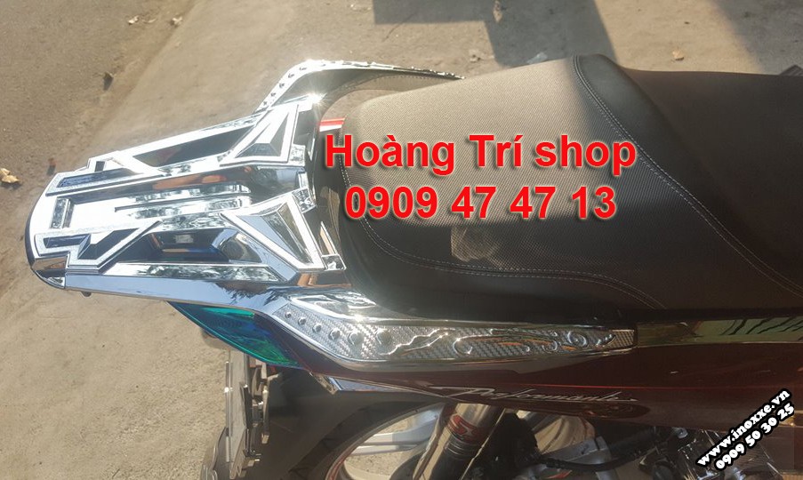 Ốp cản sau gắn xe SH 2017 